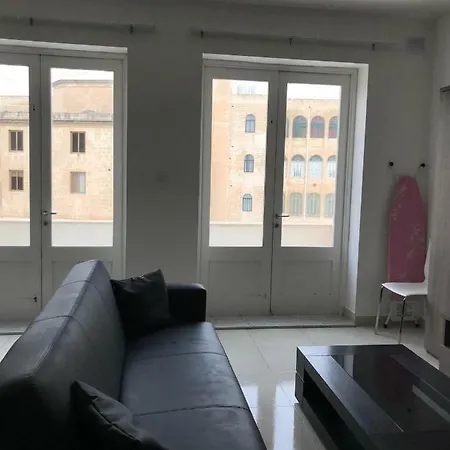 Don Mikiel Rua 3 *